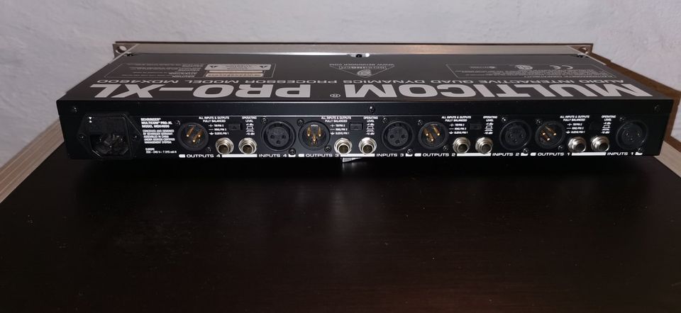 Behringer MULTICOM PRO-XL MDX4600 4-Kanal Expander in Halle