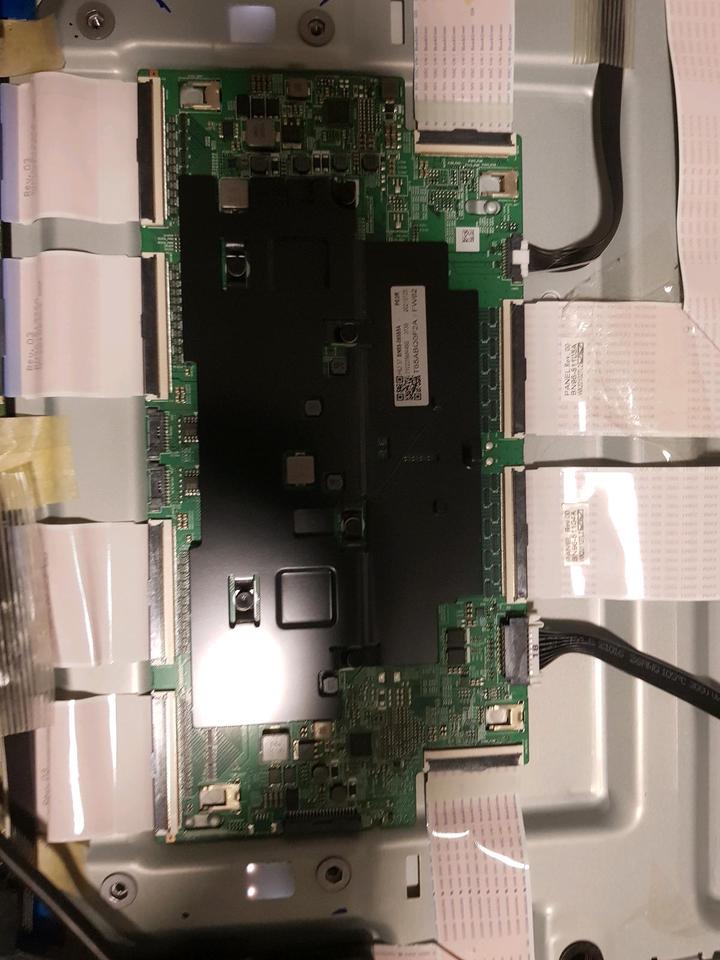 samsung Gq65q800t ,t-con Board, Netzteil,standfuß,driver Board in Köln