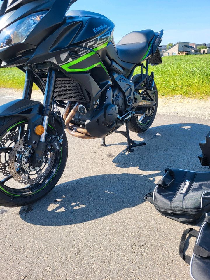 Kawasaki Versys 650 in Freren