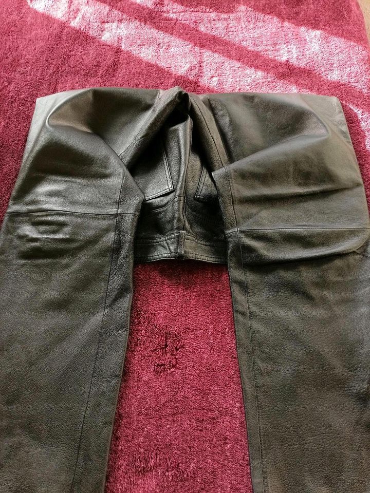 Lederhose  Herren von jcc Gr. 52 in Templin