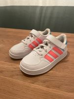 Adidas Kinderschuh Sneaker Größe 28 neu Berlin - Köpenick Vorschau