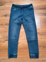 Jeans/ Jogger Größe 152 Sachsen - Großharthau-Seeligstadt Vorschau