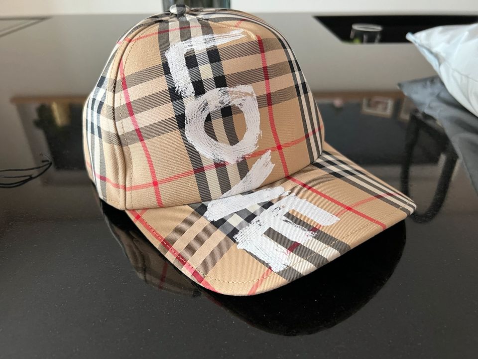 Burberry Love Basecap  Vintage M !NEU! Original!! in Möser