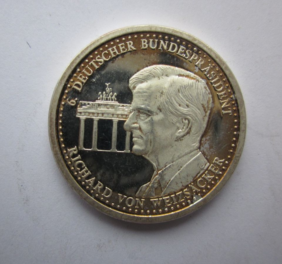 Silber-/Gedenkmünze Richard von Weizsäcker etwa 10 Gramm Silber in Verden
