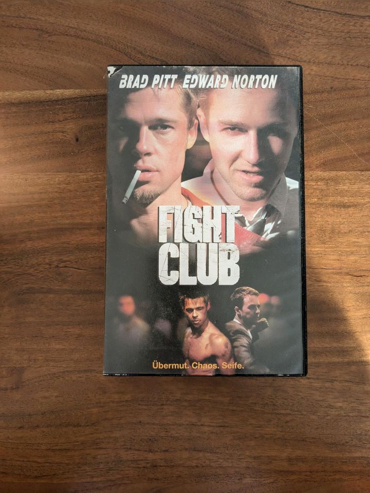 VHS Fight Club Film in Hamburg