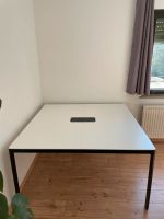 Großer Arbeits-/Schreibtisch 140 x 140 cm Kr. München - Neuried Kr München Vorschau