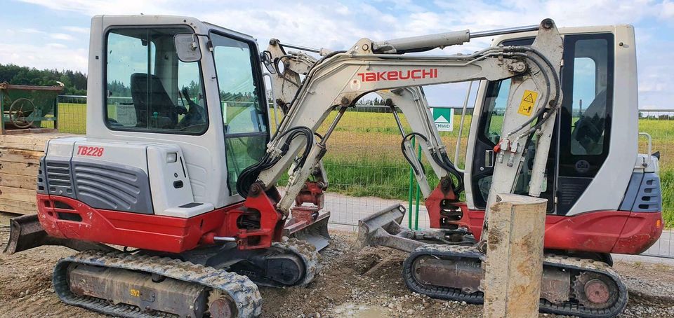 Dumper Minibagger Rüttelplatte Stampfer leihen mieten zu vermiete in Aulendorf