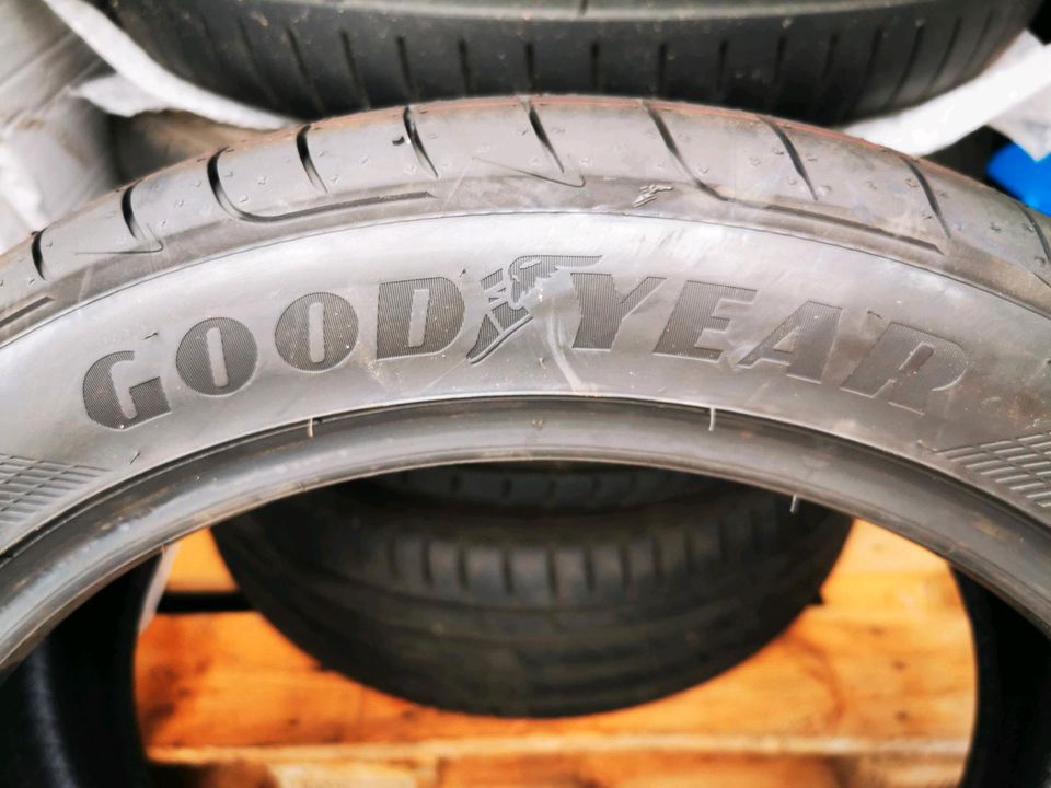 Sommerreifen 2 x Goodyear 235/45 R19 99H Eagle F1 Asymmetric 5 in Idstein