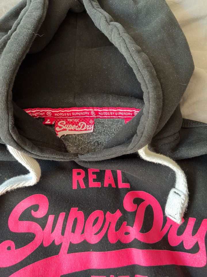 Superdry Hoodie in Gummersbach