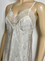 TOP ⭐️ SATIN GLANZ NACHTHEMD NEGLIGEE NACHTKLEID M Spitze weiß Berlin - Schöneberg Vorschau