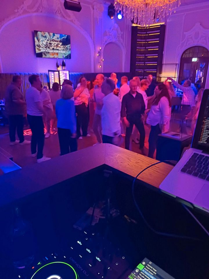 Dj gesucht? DJ FÜR HOCHZEIT - JUBILÄUM - FIRMENFEIER- GEBURTSTAG in Osnabrück