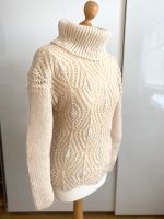 Handmade Handgestrickt Pullover Wolle Gr.S Ecru NEU Baden-Württemberg - Altensteig Vorschau