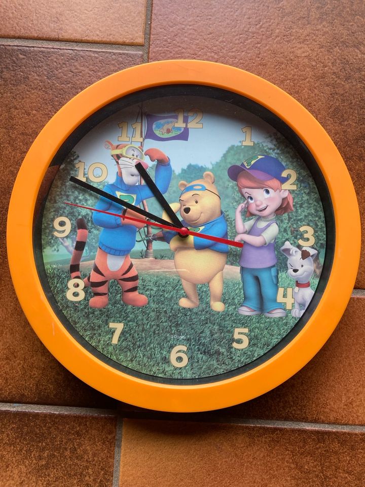 Wanduhr Winnie Puh Uhr Winnie Pooh in Borgstedt