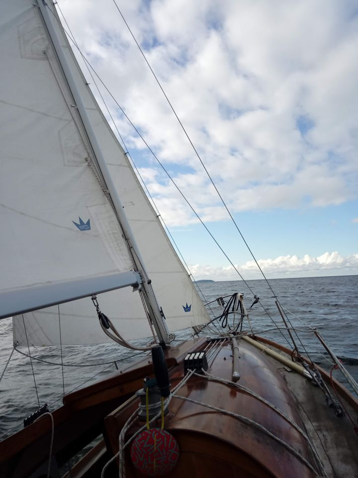 Sommerfeldschale Klassiker segelboot 7m straßentrailer Segelklar in Berlin