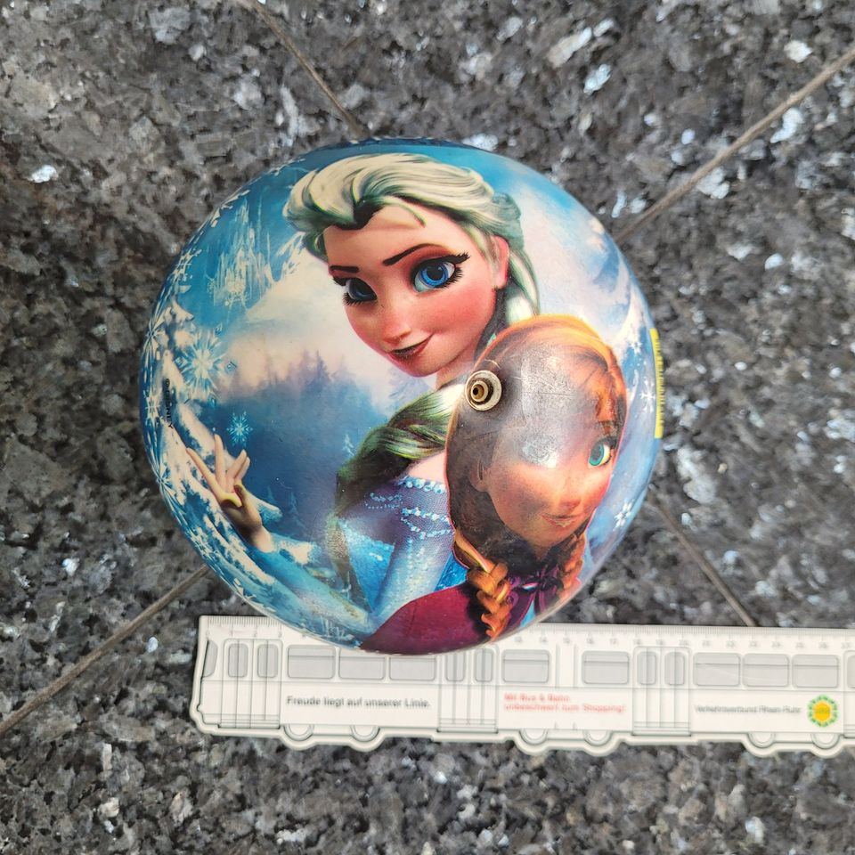 JOHN Kinder Spielball Eiskönigin 23 cm Disney Frozen Buntball in Viersen