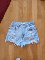 mom fit denim short pull and bear Leipzig - Altlindenau Vorschau
