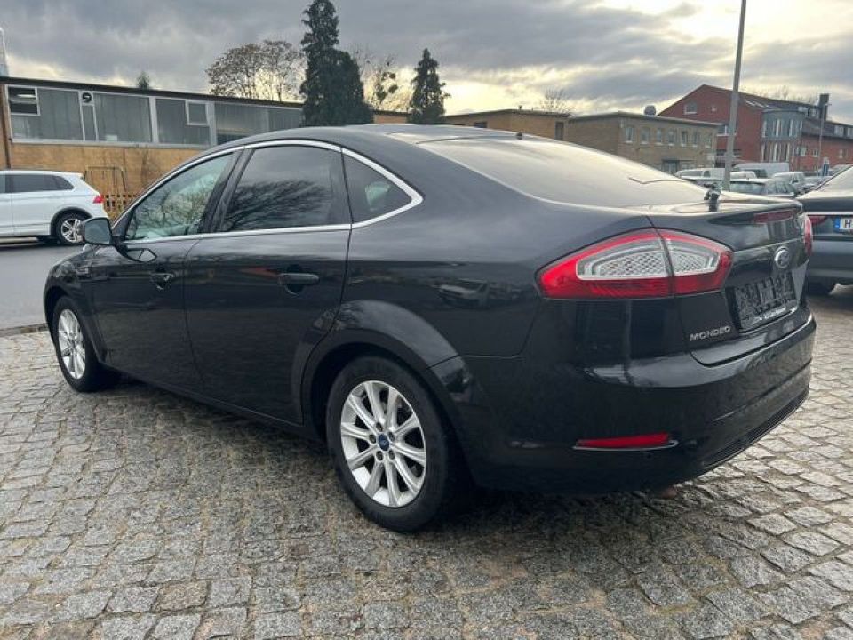 Ford Mondeo Lim. Titanium*Klima*Xenon*Aluf*PDC*NAV* in Hannover