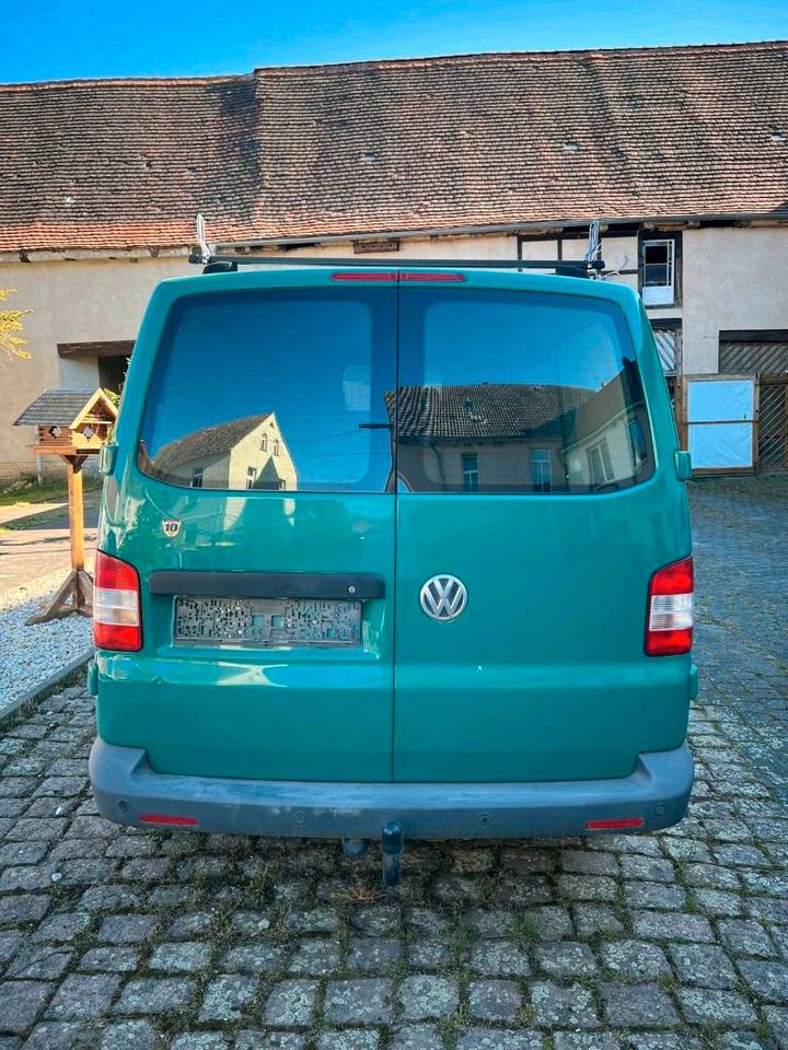 VW T5 Transporter in Eckartsberga