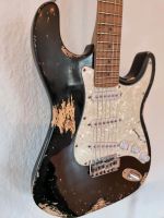 E-Gitarre Gitarre guitar relic EGitarre Strat Stratocast Nordrhein-Westfalen - Hilden Vorschau