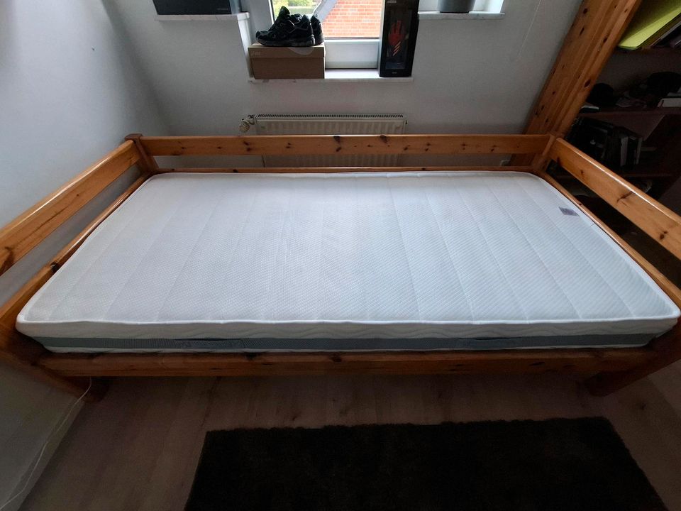 Bett von FLEXA - Hochbett für Kinder mit Matratze und Lattenrost in Ibbenbüren