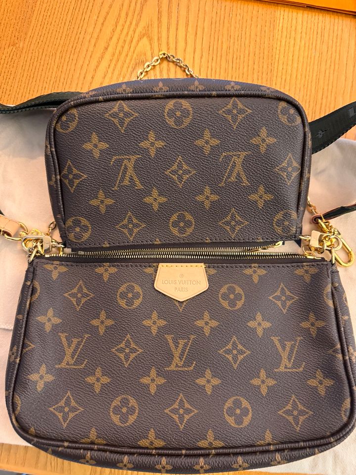 Louis Vuitton Multi Pochette Accessoires Khaki mit Zertifikat in Bielefeld