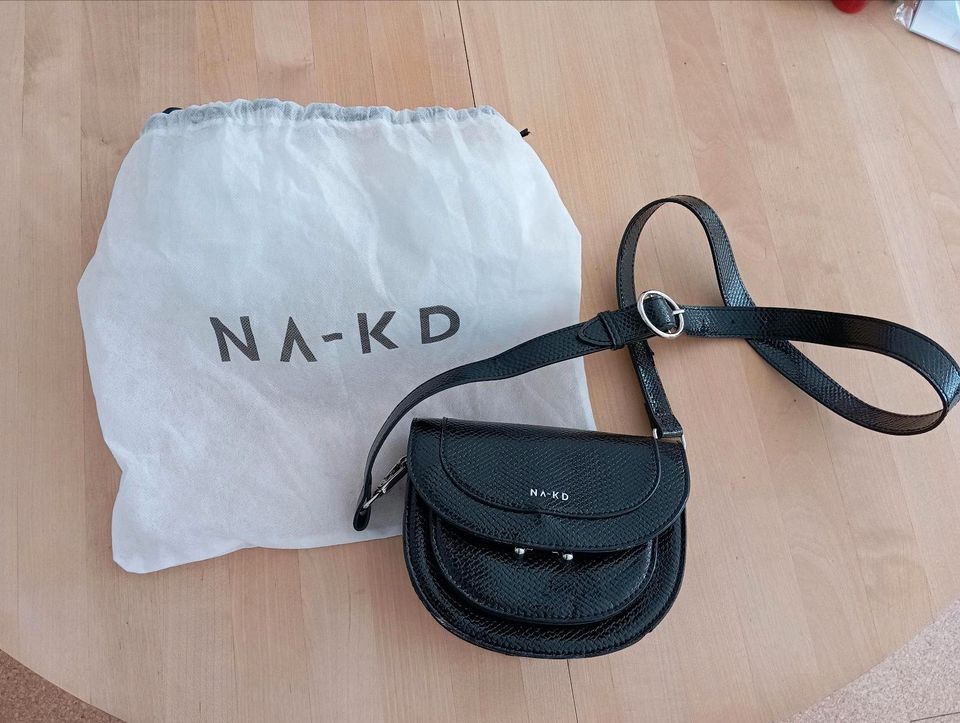 NA-KD Handtasche in Düsseldorf