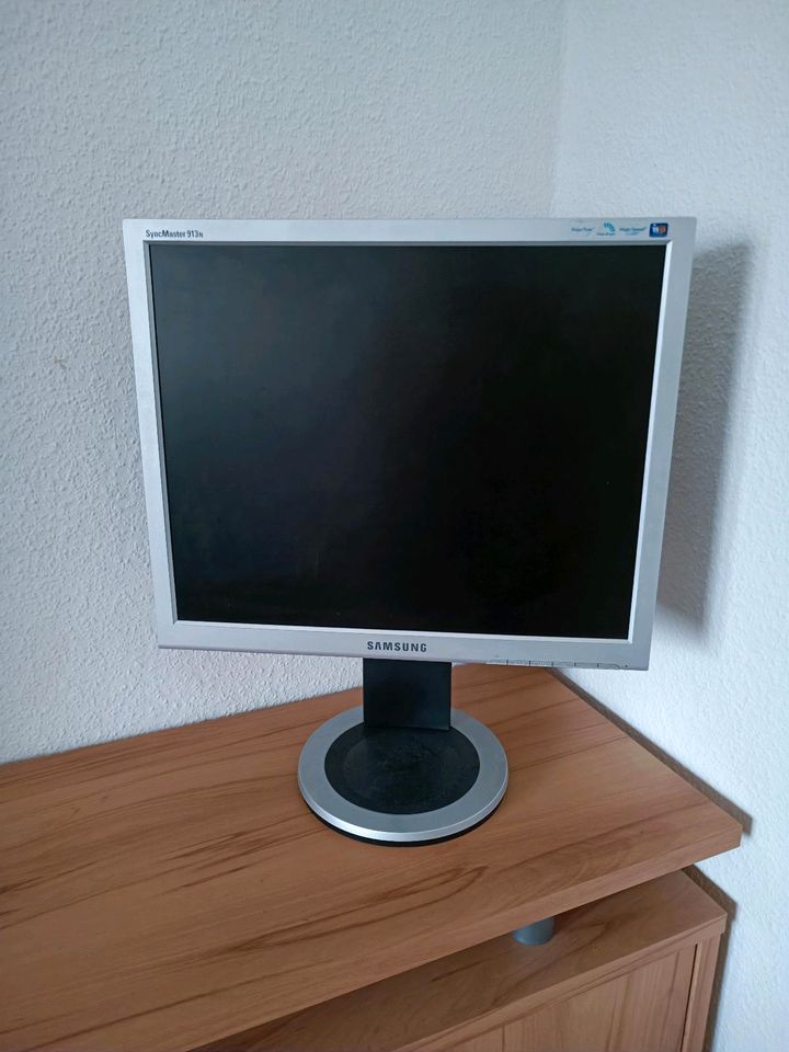 Samsung PC Monitor SyncMaster 913 N  19 Zoll in Herne