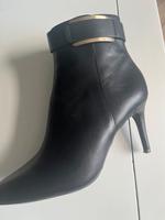 Stiefelette neu Calvin Klein Gr. 39 ungetragen Sachsen-Anhalt - Merzien Vorschau