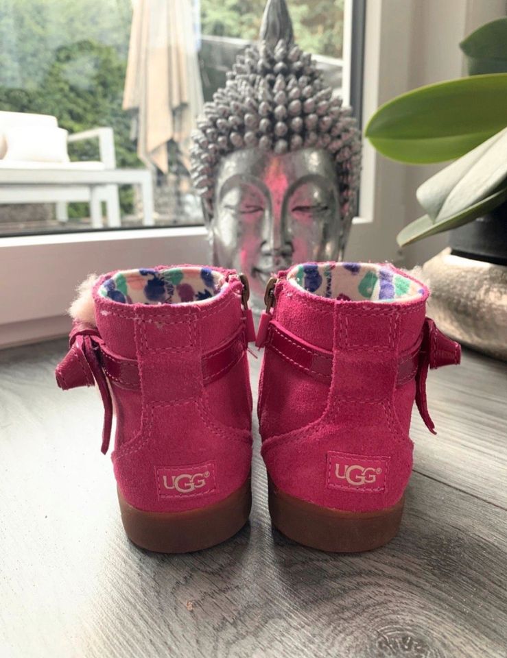 ❤️ UGG Boots Stiefel Gr. 27 neuwertig super süß in Viernheim