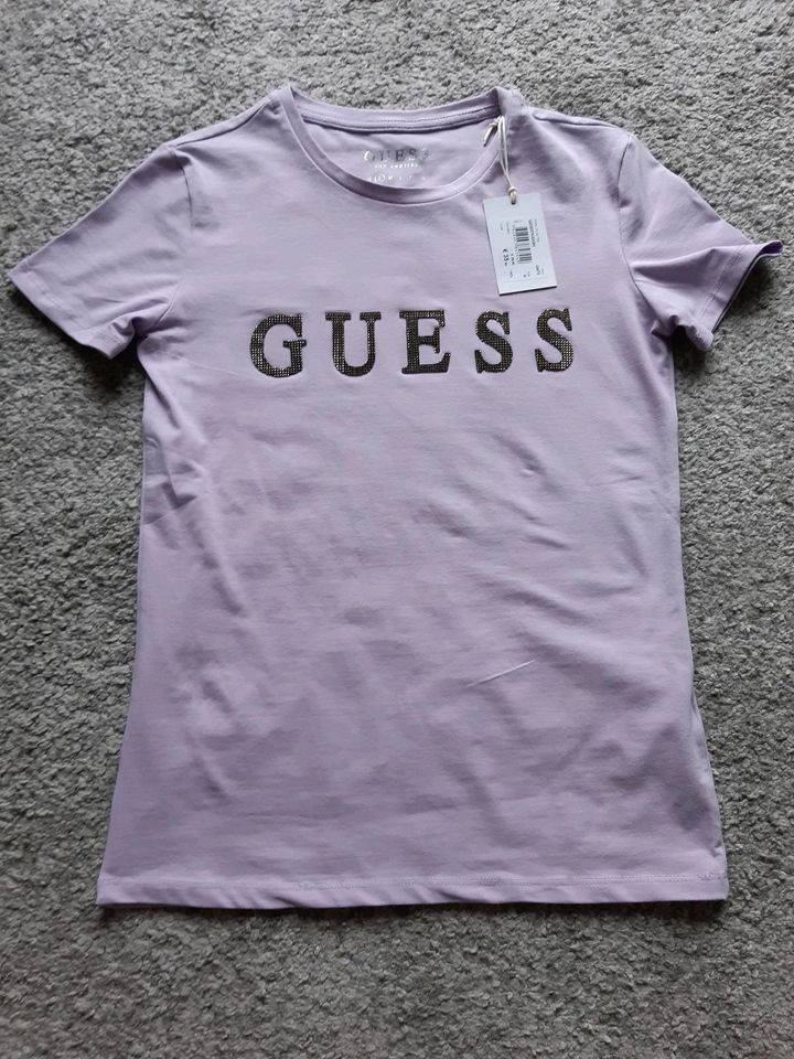 Guess Tshirt Gr. S in Obertraubling