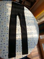 Leggins schwarz Größe 42/44 Hessen - Liebenau Vorschau