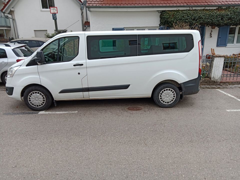 Ford Transit Custom 9 Sitzer Lang Radstand, AHK, neu Bremsen in Pfaffenhofen a.d. Ilm