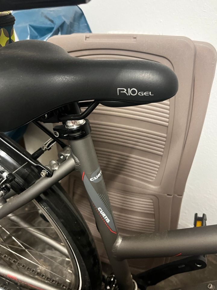 Trekking-Bike Damen und Herren 28“Zoll in Essen