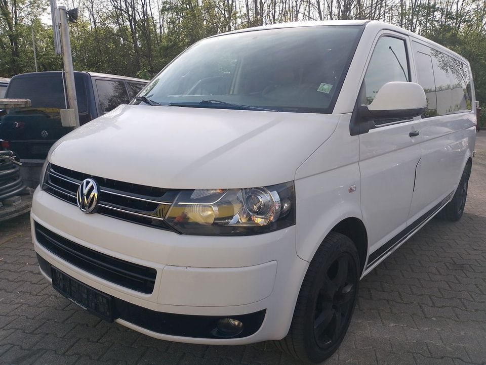 Volkswagen T5 Transporter 6G. Klima LED XENON 2,0TDI 9 SIT in Ludwigsburg