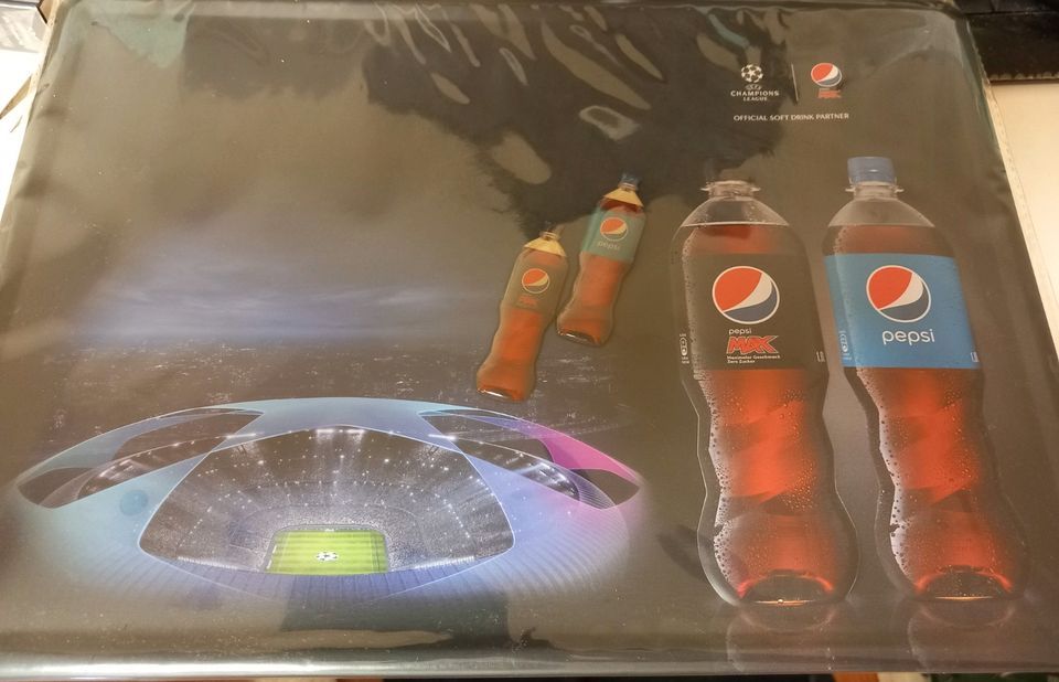 Pepsi Cola Blechschild - Champions League - mit 2 Magneten in Berlin