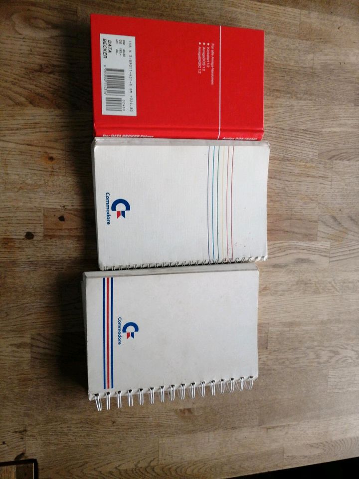 Amiga 500 Commodore Handbuch Handbücher original in Leezen