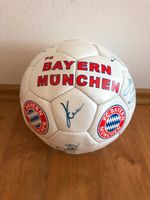 FC Bayern München Autogrammball Original Saison 2002/2003 Hessen - Rodgau Vorschau