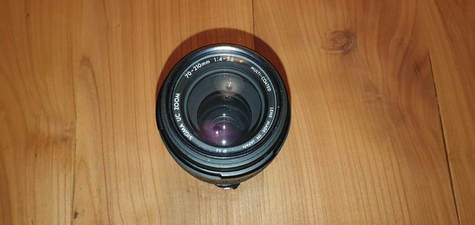 Canon T60 Spiegelreflexkamera u Sigma Zoom 70-210mm UC Ultra Comp in Gerzen