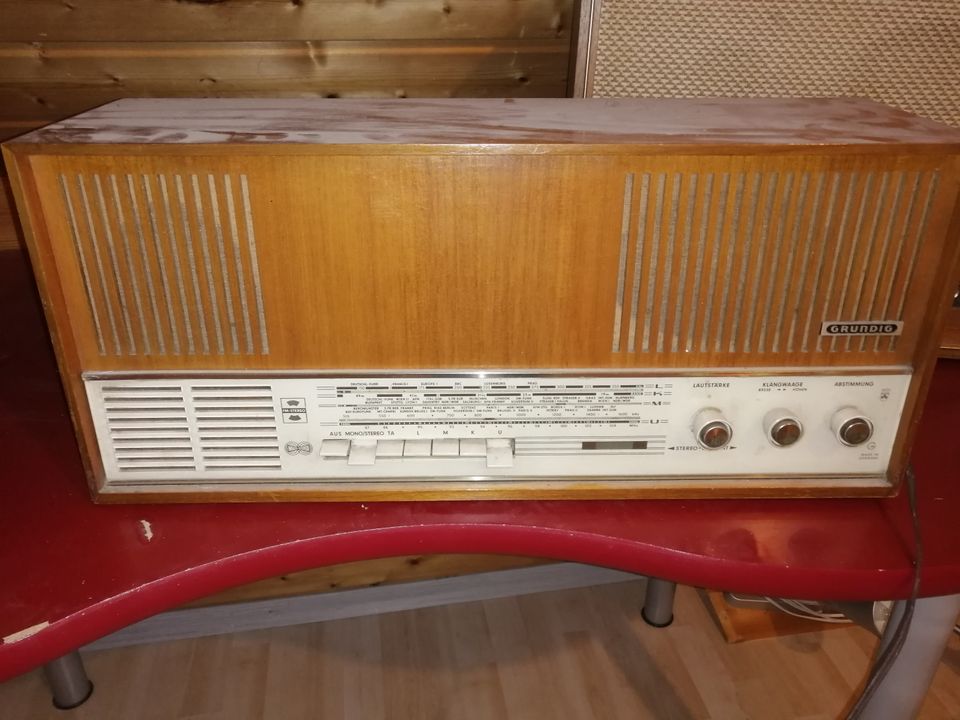 Nordmende Carmen Radio Antik funktionsfähig in Jettingen-Scheppach
