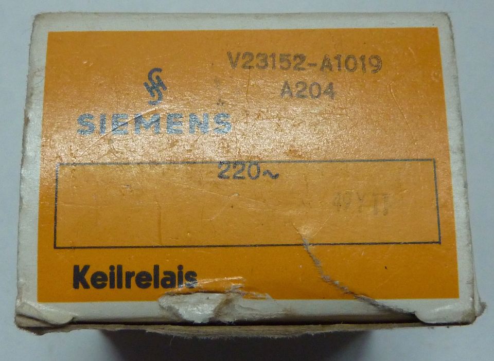 2 Relais Siemens Keilrelais V23152-A1019 A204 in Flensburg