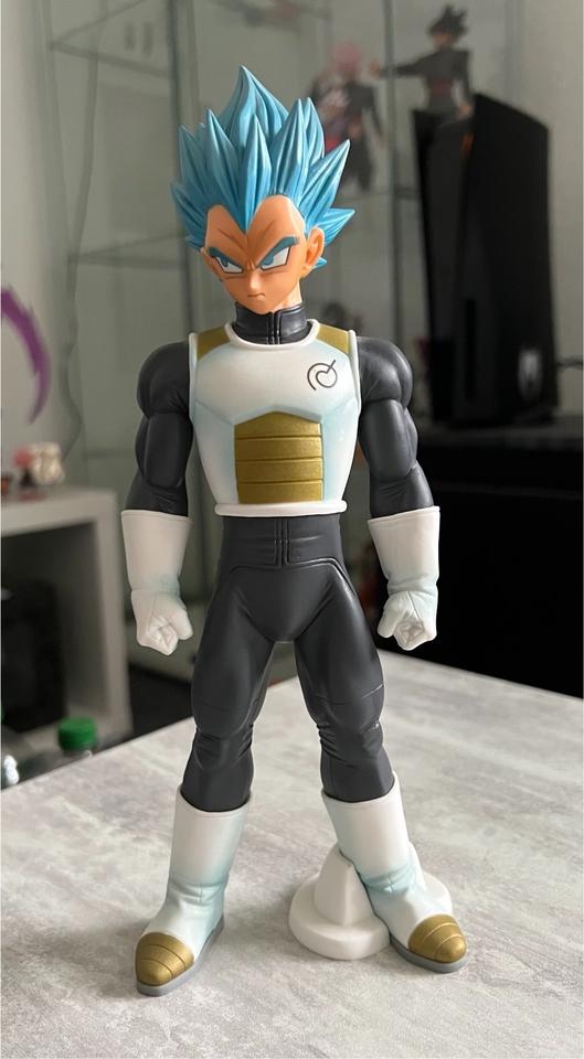 Dragonball, Dragon Ball Super Vegeta Figur SSJ, Anime - Original! in Braunschweig