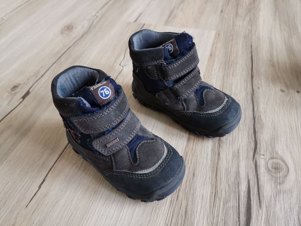 Teilw. neu:Schuhe Gr. 23 in Radeberg