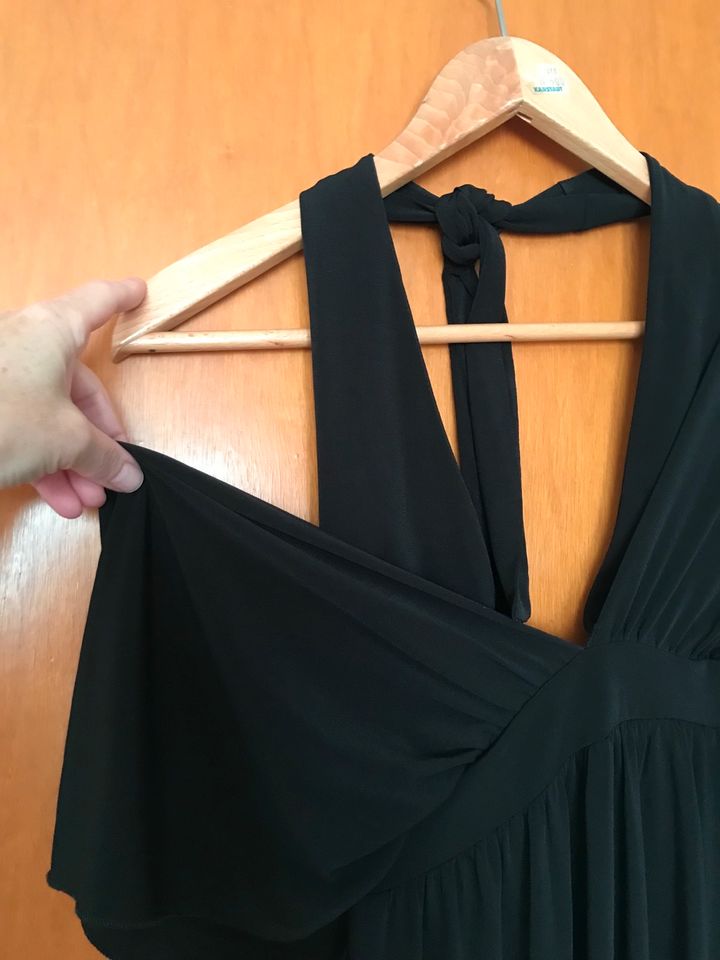 Kleid schwarz neuwertig Gr. S in Köln