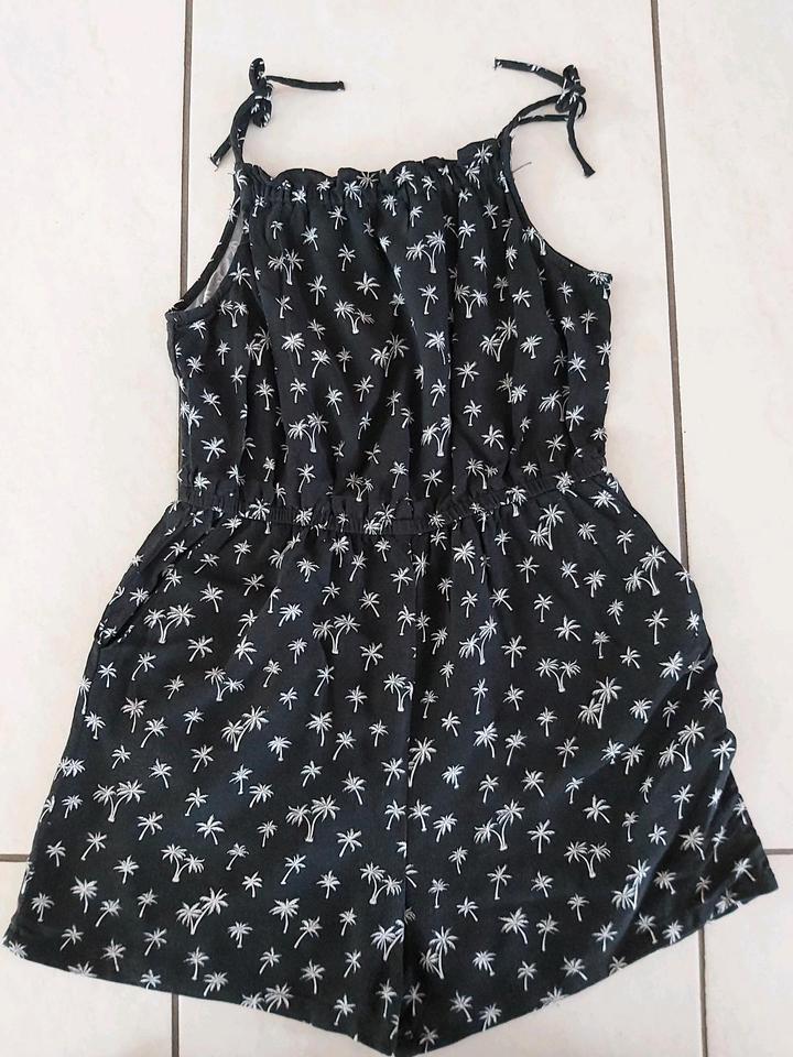 3 Jumpsuit Jumpsuits s. Oliver H&M Gr. 140 1x neu schwarz rosa ro in Hamm