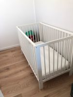 Babybett Ikea Guliver + Matratze + Bezug Berlin - Neukölln Vorschau