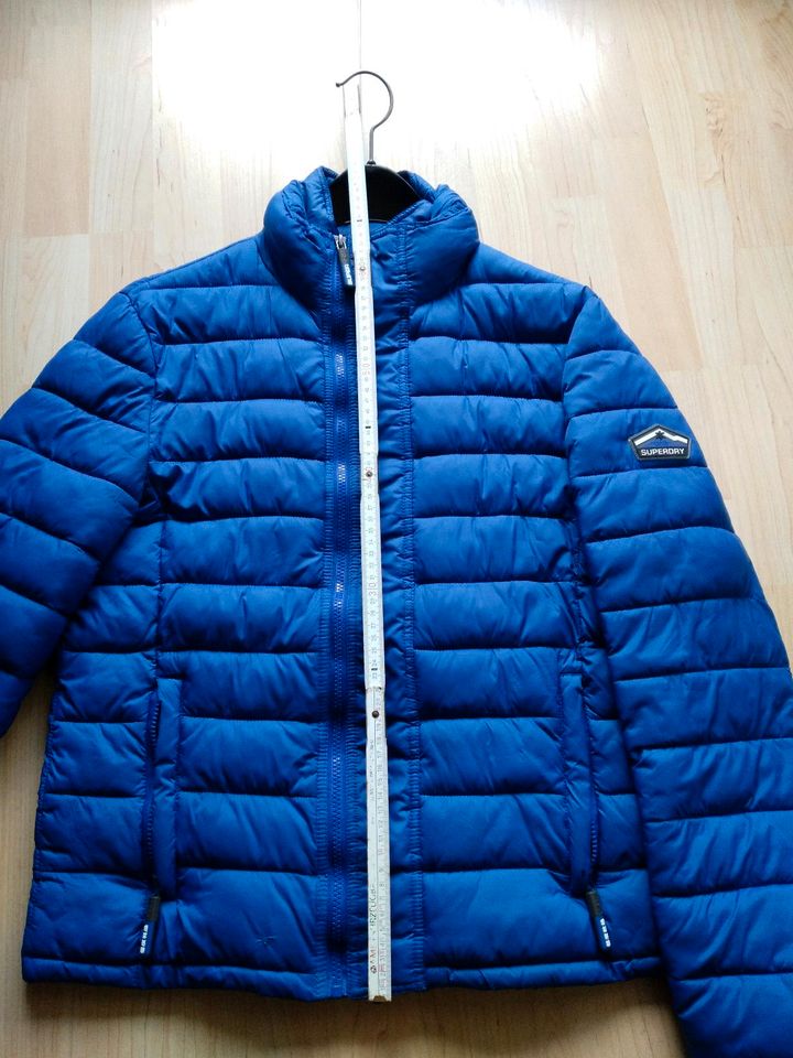 Superdry Jacke in Sarstedt