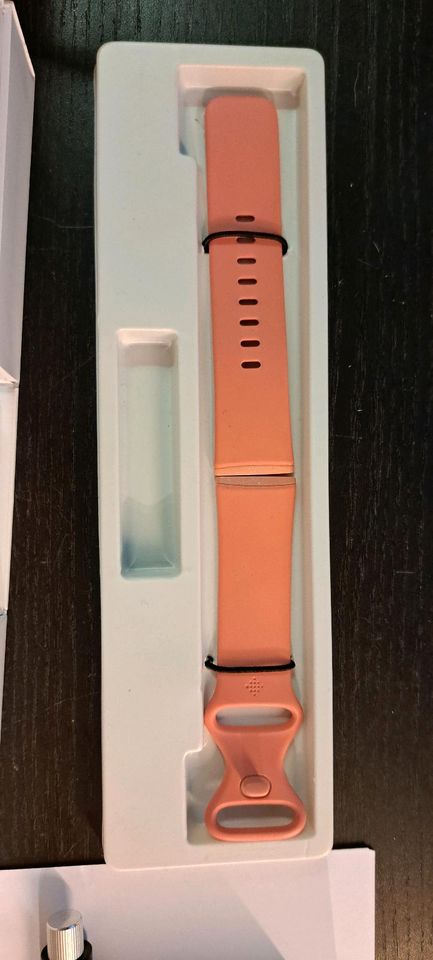 Fitbit Versa3 in Ottobrunn