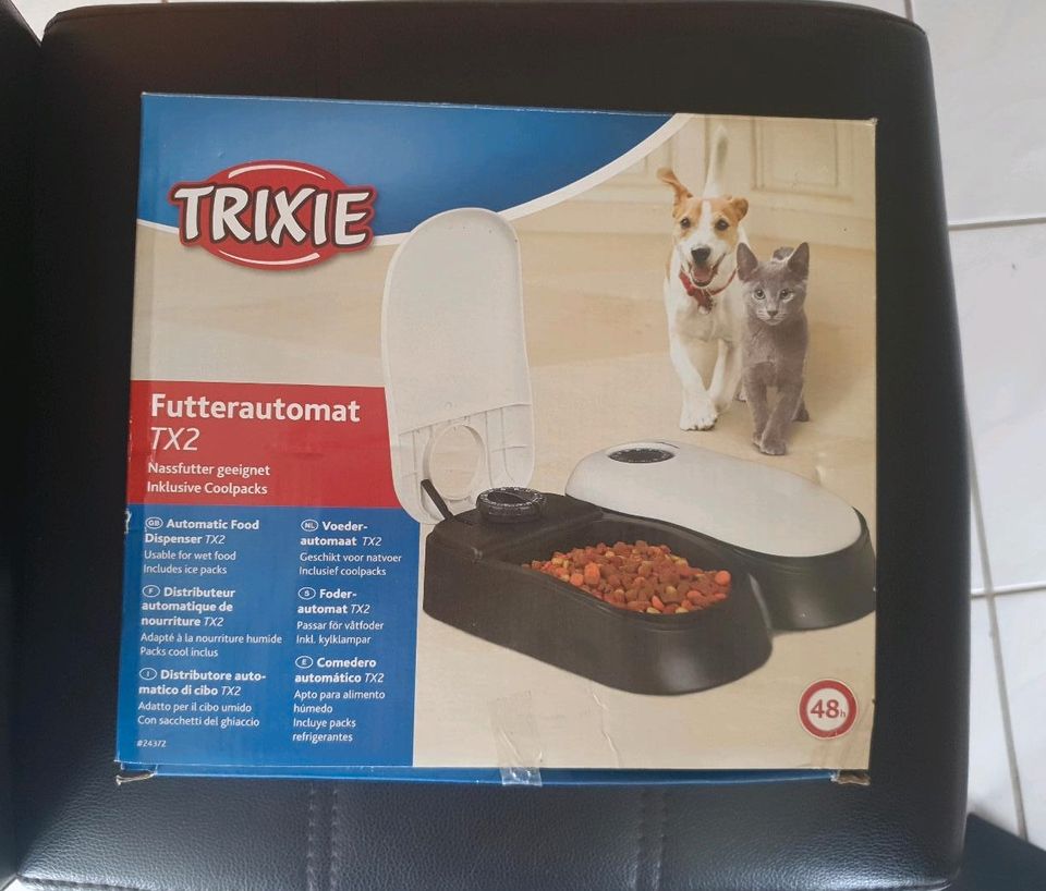 Fütterautomat Katzen / Hunde in Oberaula
