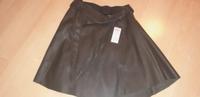 Rock Neu Vero Moda, Gr. S, khakigrün, Faux Leather Nordrhein-Westfalen - Eschweiler Vorschau