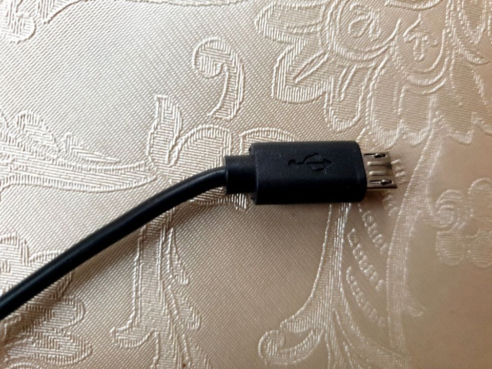 Micro USB Kfz-Ladegerät ISY ICC-3000 Neu in Dresden